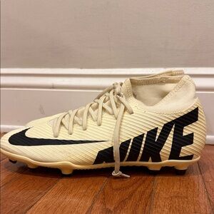Nike Cream Soccer Cleats with Black Swoosh and Lettering size 9.5
